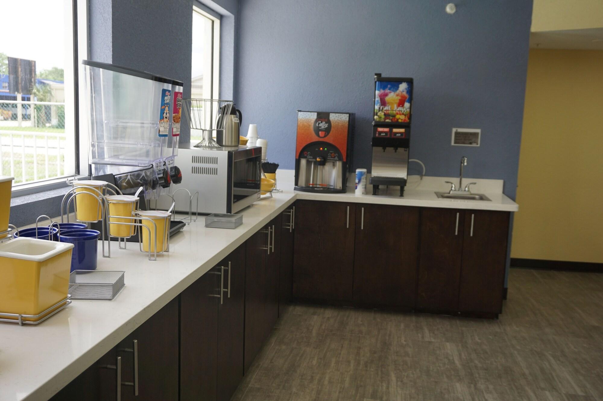 Days Inn By Wyndham Apopka/Orlando Luaran gambar