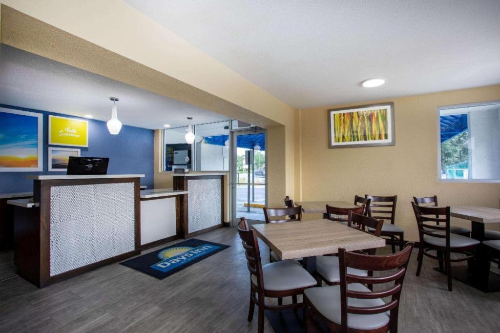 Days Inn By Wyndham Apopka/Orlando Luaran gambar